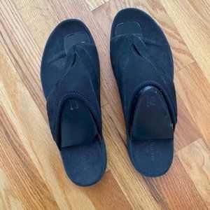 Merrill Womens Slide Sandals